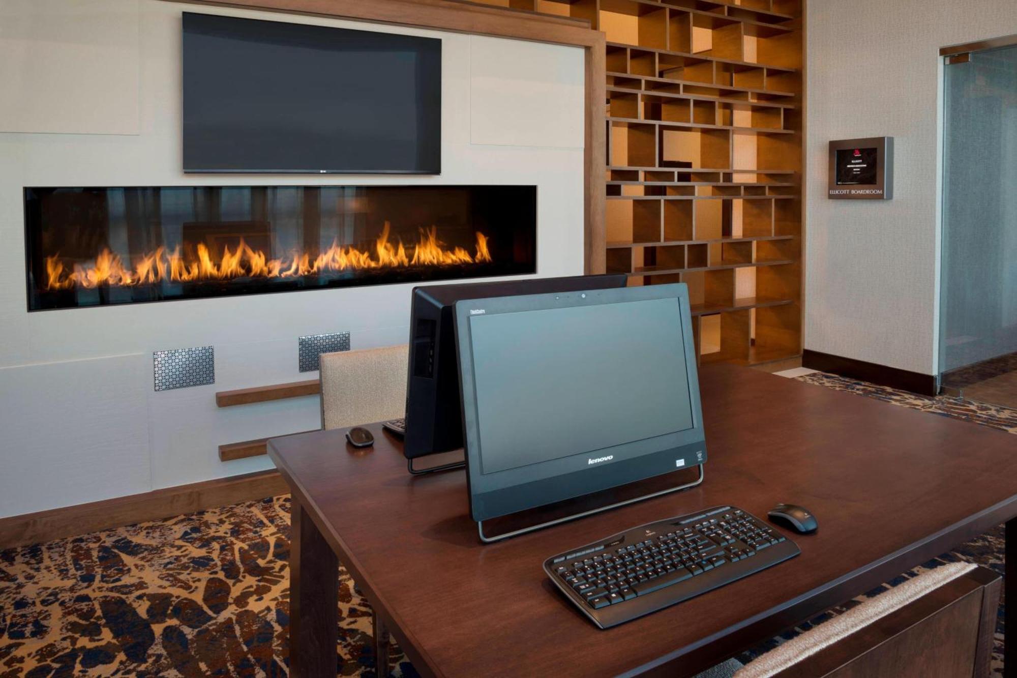 Buffalo Marriott At Lecom Harborcenter Εξωτερικό φωτογραφία